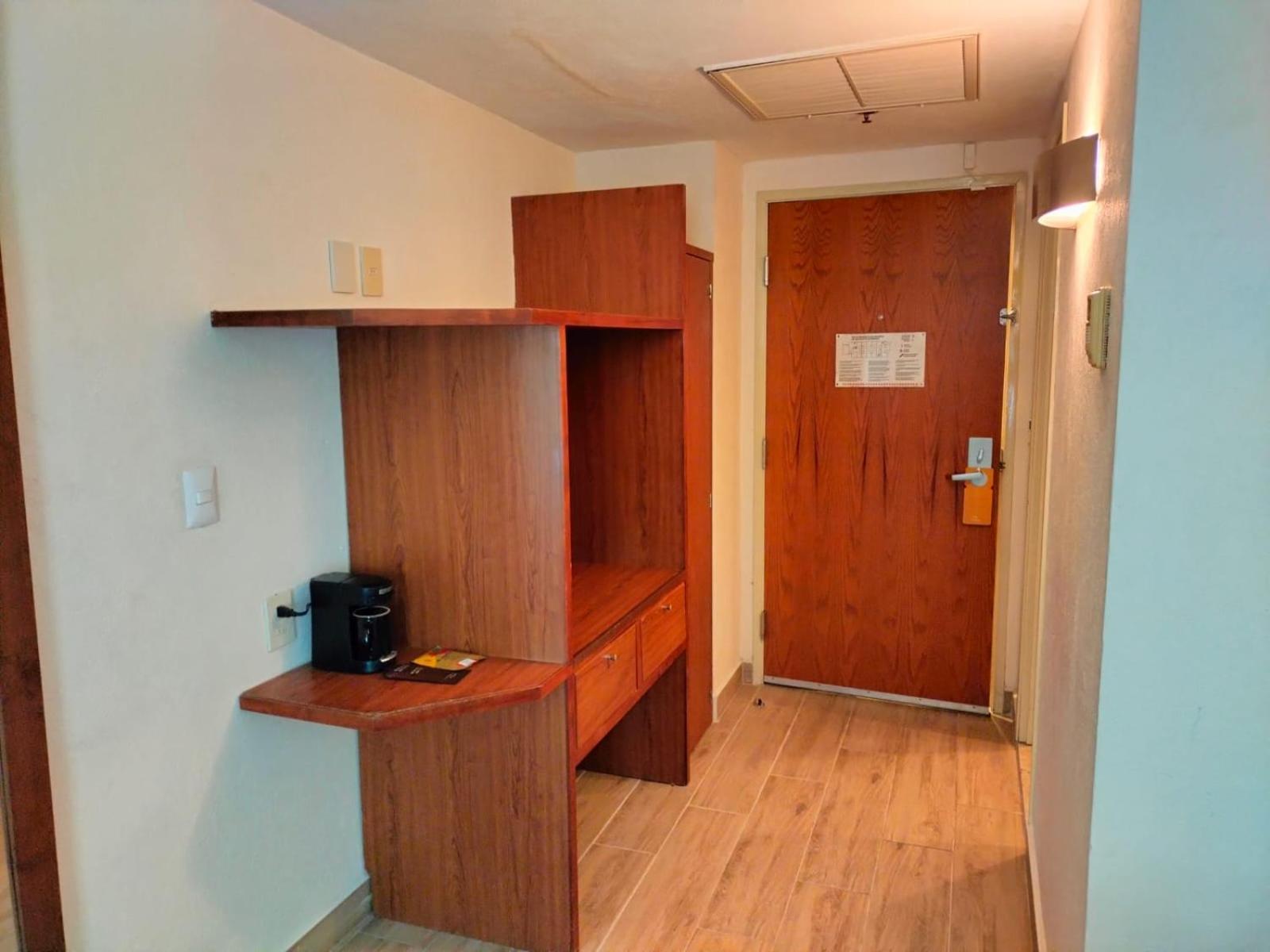 Fiesta Inn Poza Rica Екстер'єр фото
